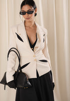 ELISABETTA FRANCHI Giacca monopetto burro e nera da donna con cut-out bicolore GI19861E2 E84 ELISABETTA FRANCHI 