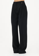 ELISABETTA FRANCHI Pantalone elegante nero da donna con logo charm PA16761E2 110 ELISABETTA FRANCHI 