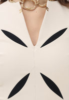 ELISABETTA FRANCHI Top burro da donna con cut-out bicolore<BR/> TO04761E2 E84 ELISABETTA FRANCHI 