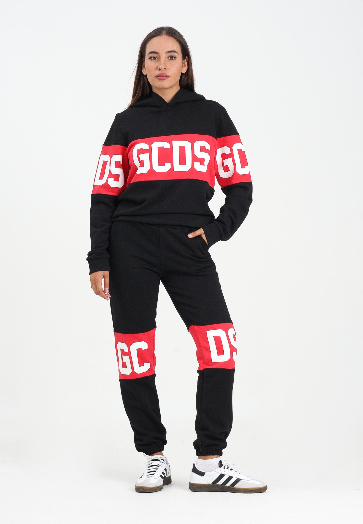 GCDS Pantalone sportivo nero per donna, ragazzi e bambini con fascia a contrasto e logo B2JU3017BA2 99 GCDS 