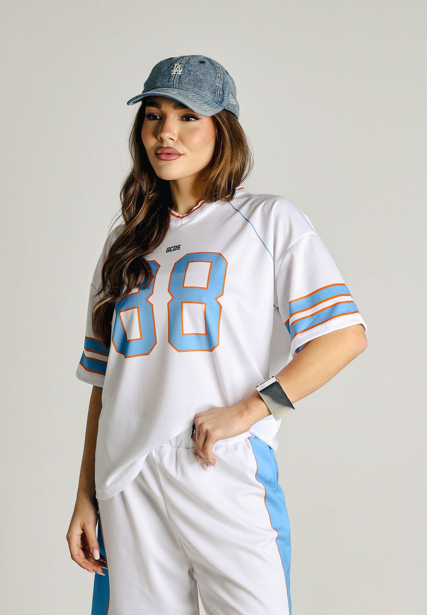 GCDS T-shirt a manica corta bianca per donna, ragazzi e bambini stile college C1BJQC709J338 100E GCDS 
