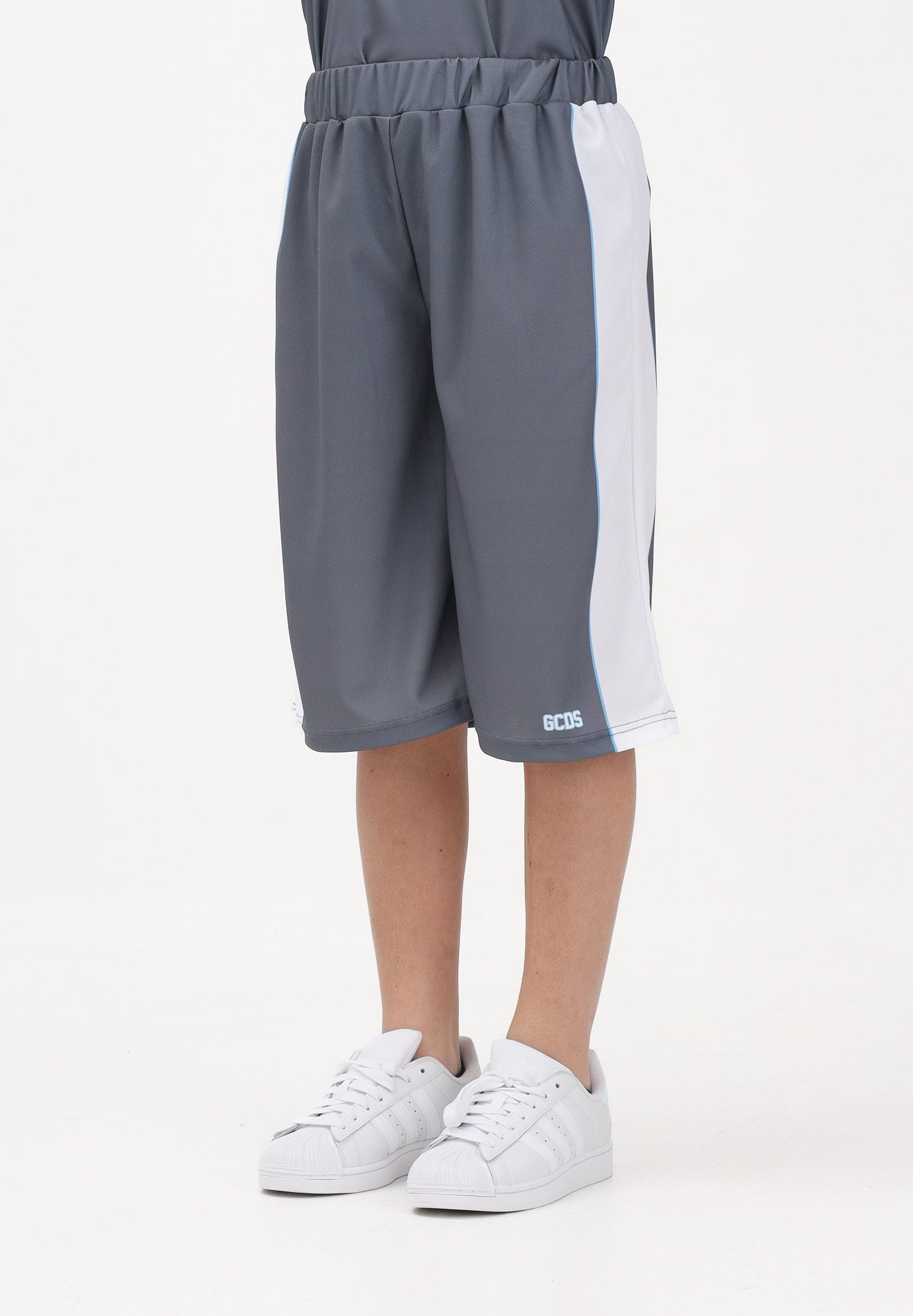 GCDS Shorts grigio per donna, ragazzi e bambini con logo C1BJQL707J338 955A GCDS 