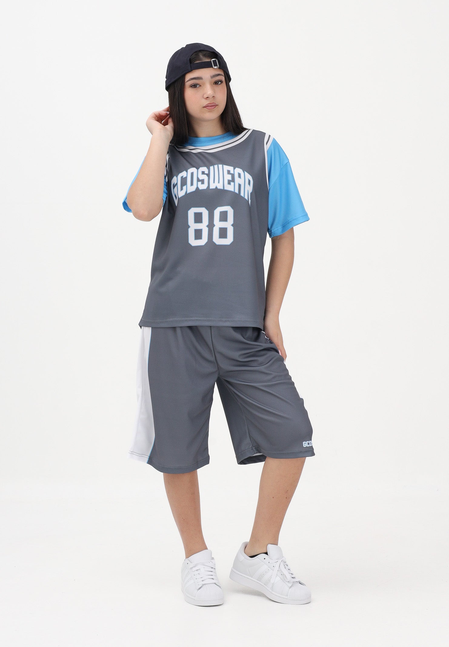 GCDS Shorts grigio per donna, ragazzi e bambini con logo C1BJQL707J338 955A GCDS 