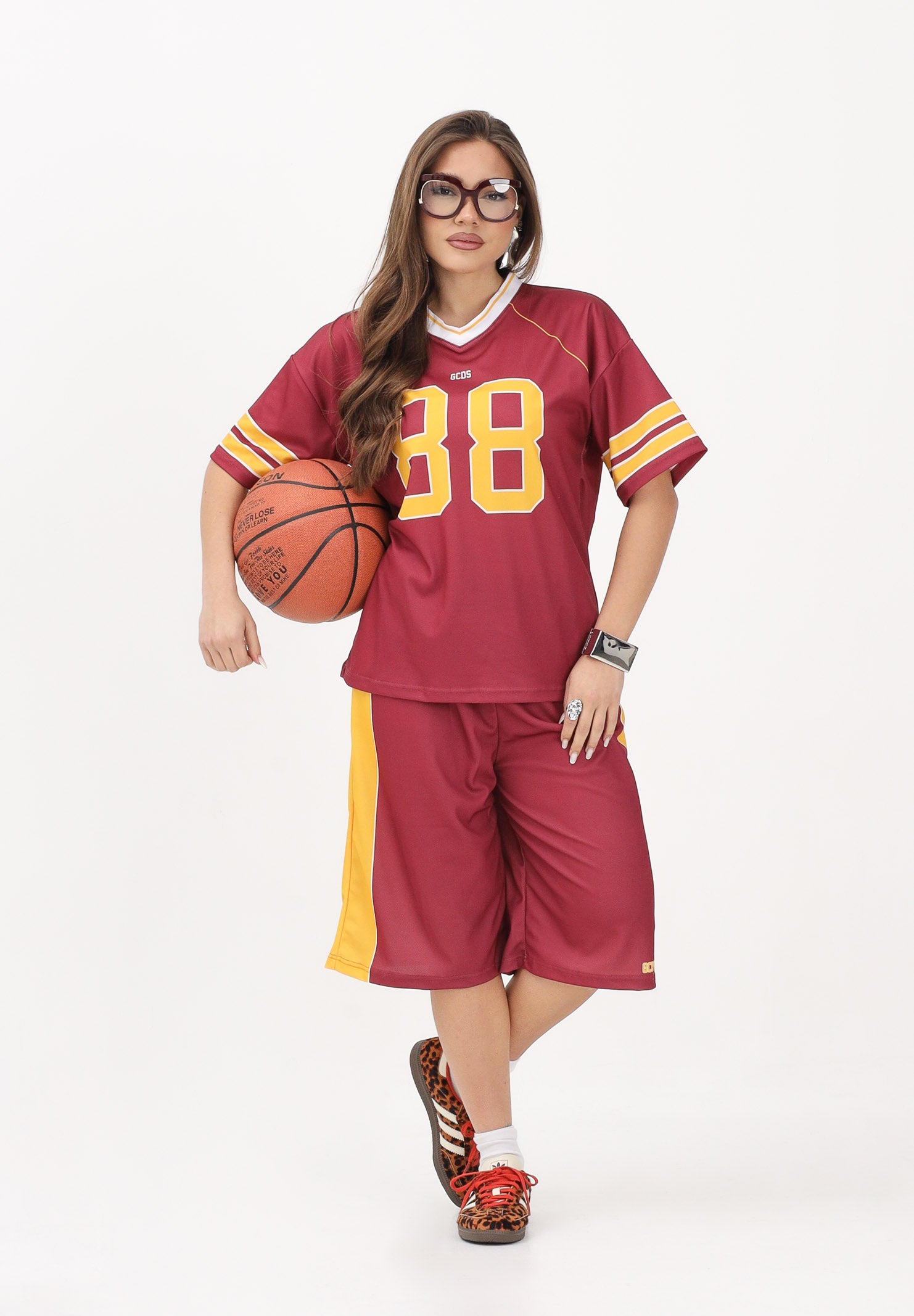 GCDS Shorts bordeaux per donna, ragazzi e bambini con logo C1BJQL710J338 468Y GCDS 