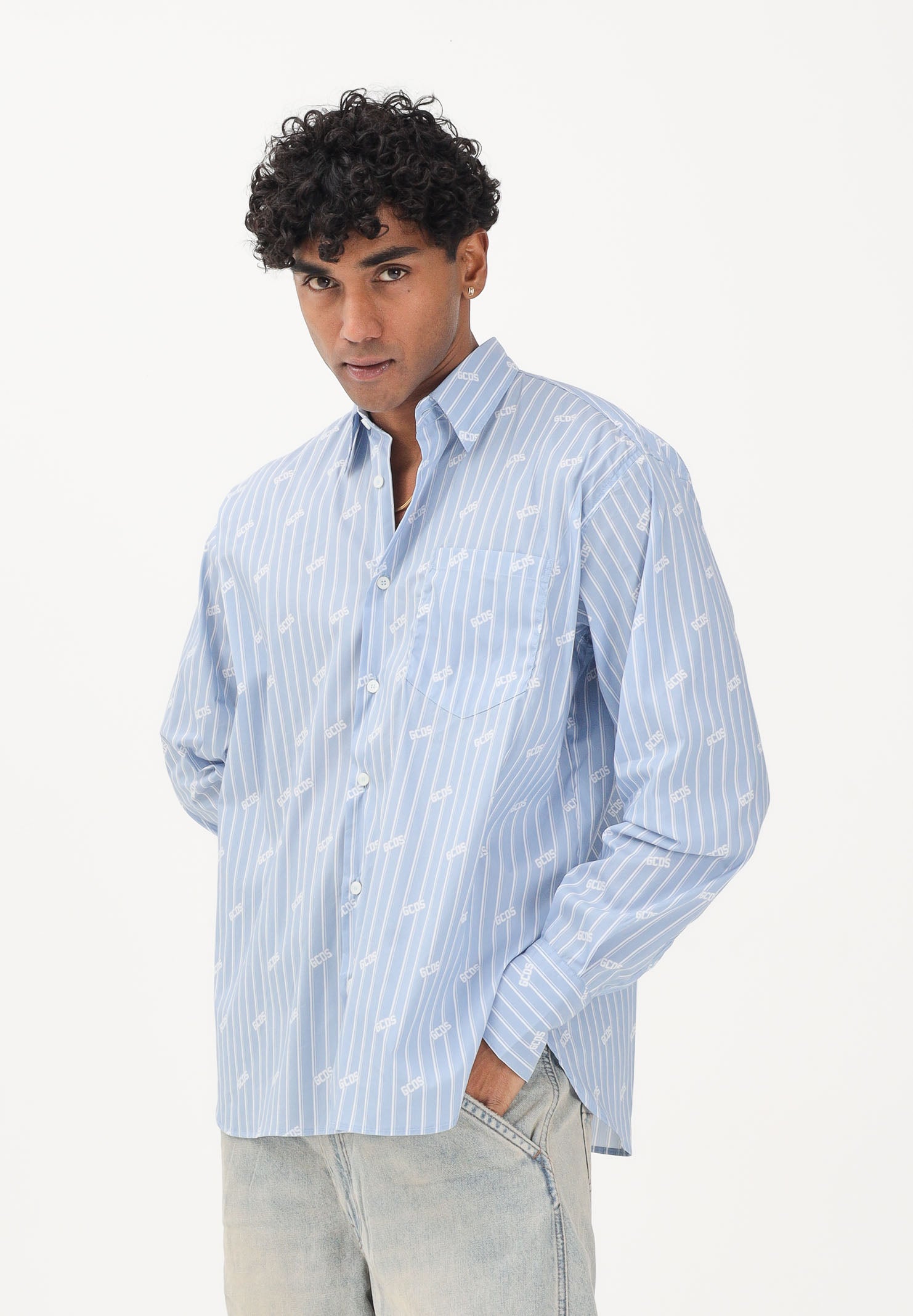 GCDS Camicia a manica lunga azzurra da uomo con logo C1MWQH166B061 733A GCDS 
