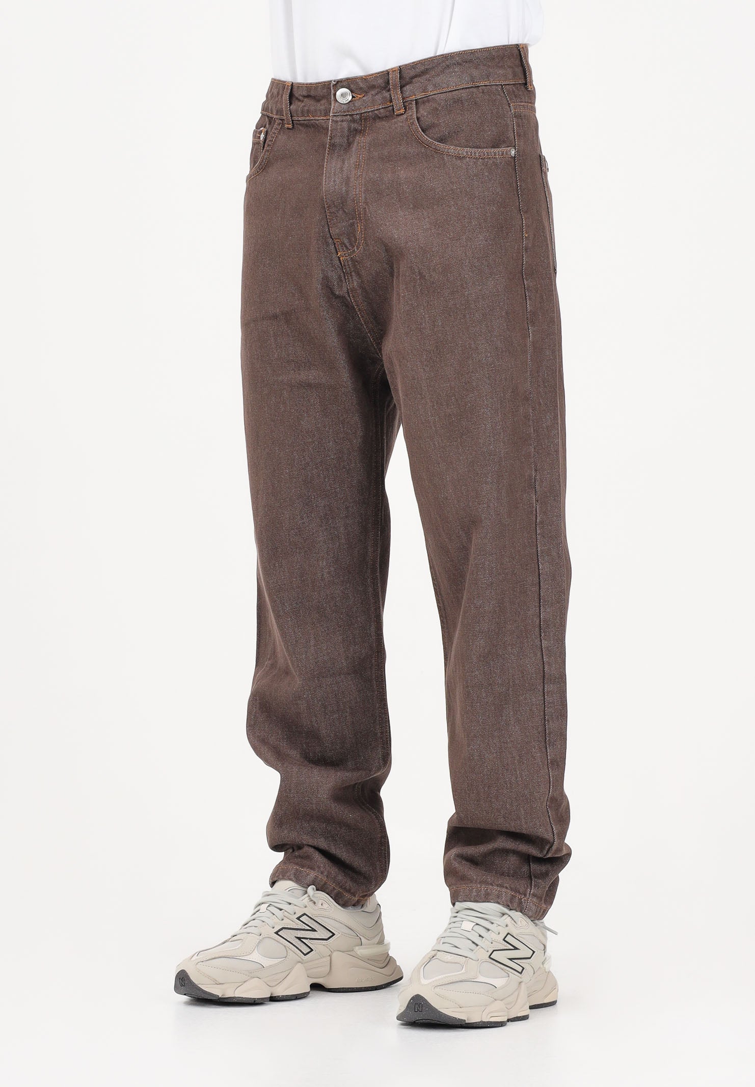 GCDS Jeans marrone da uomo con stampa sul retro C1MWQI191D087 388B GCDS 