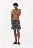 GCDS Shorts mare nero da uomo con stampa rigata e logo all-over C1MWQS252T015 999A GCDS 