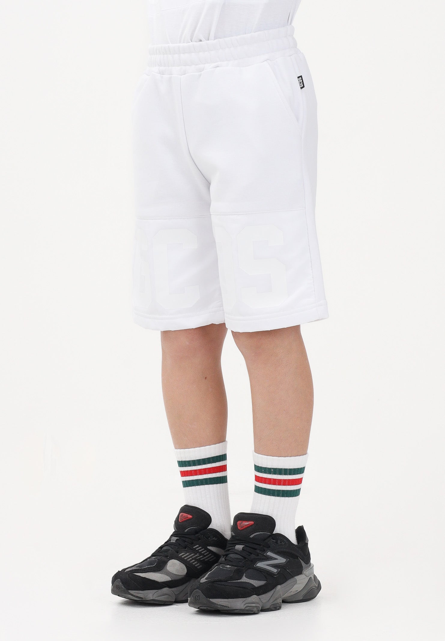GCDS Shorts sportivo bianco per uomo e donna con logo Z0MLQL230F004 100A GCDS 