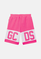 GCDS Shorts fucsia per bambino e bambina con banda bianca e logo Z0UKQL589F004 566A GCDS 