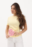 JDY T-shirt a manica corta gialla da donna con drappeggio 15365933 DOCR JDY 