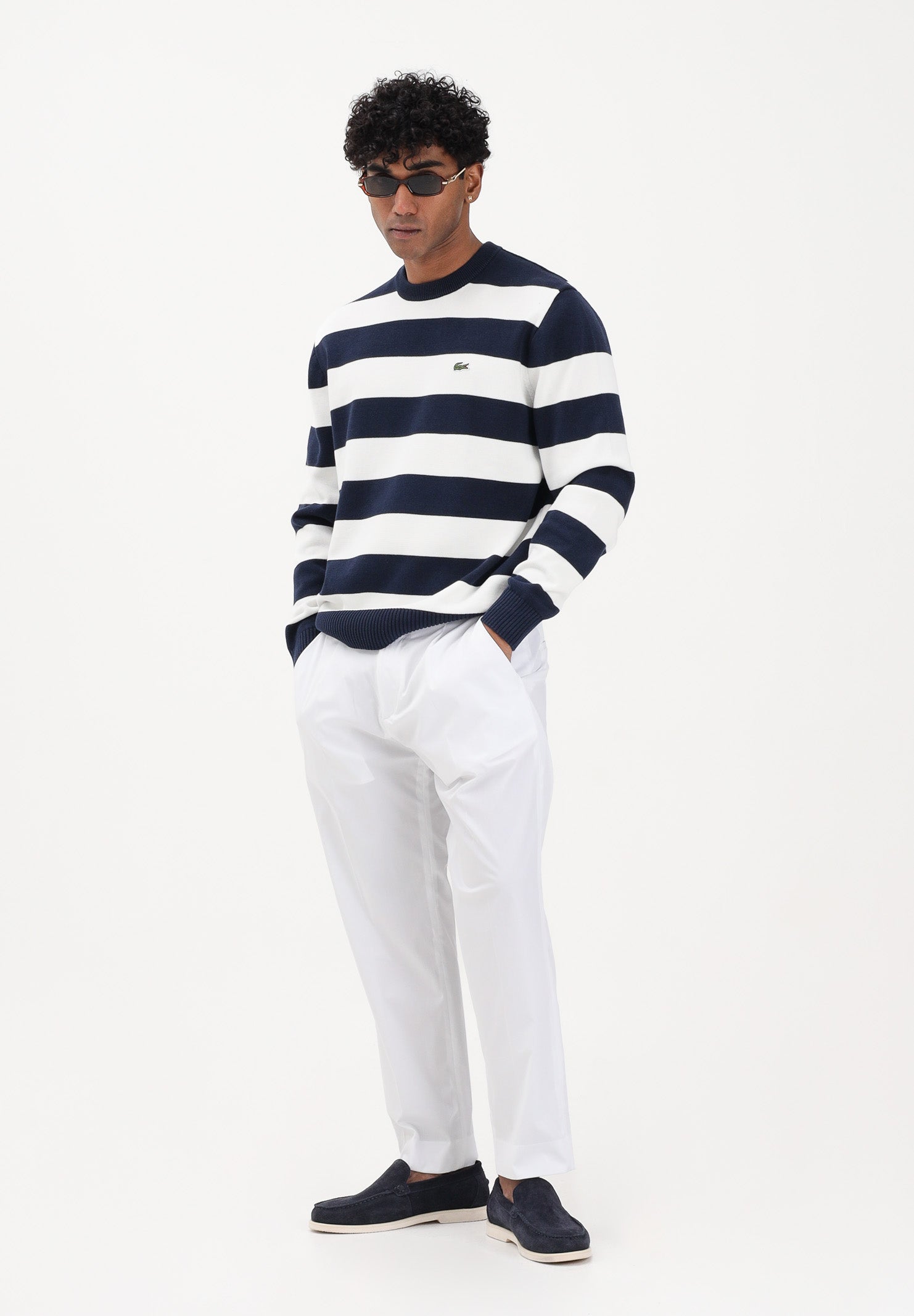 LACOSTE Maglioncino girocollo bianco e blu da uomo con motivo a righe vistose AH0608 HHW LACOSTE 