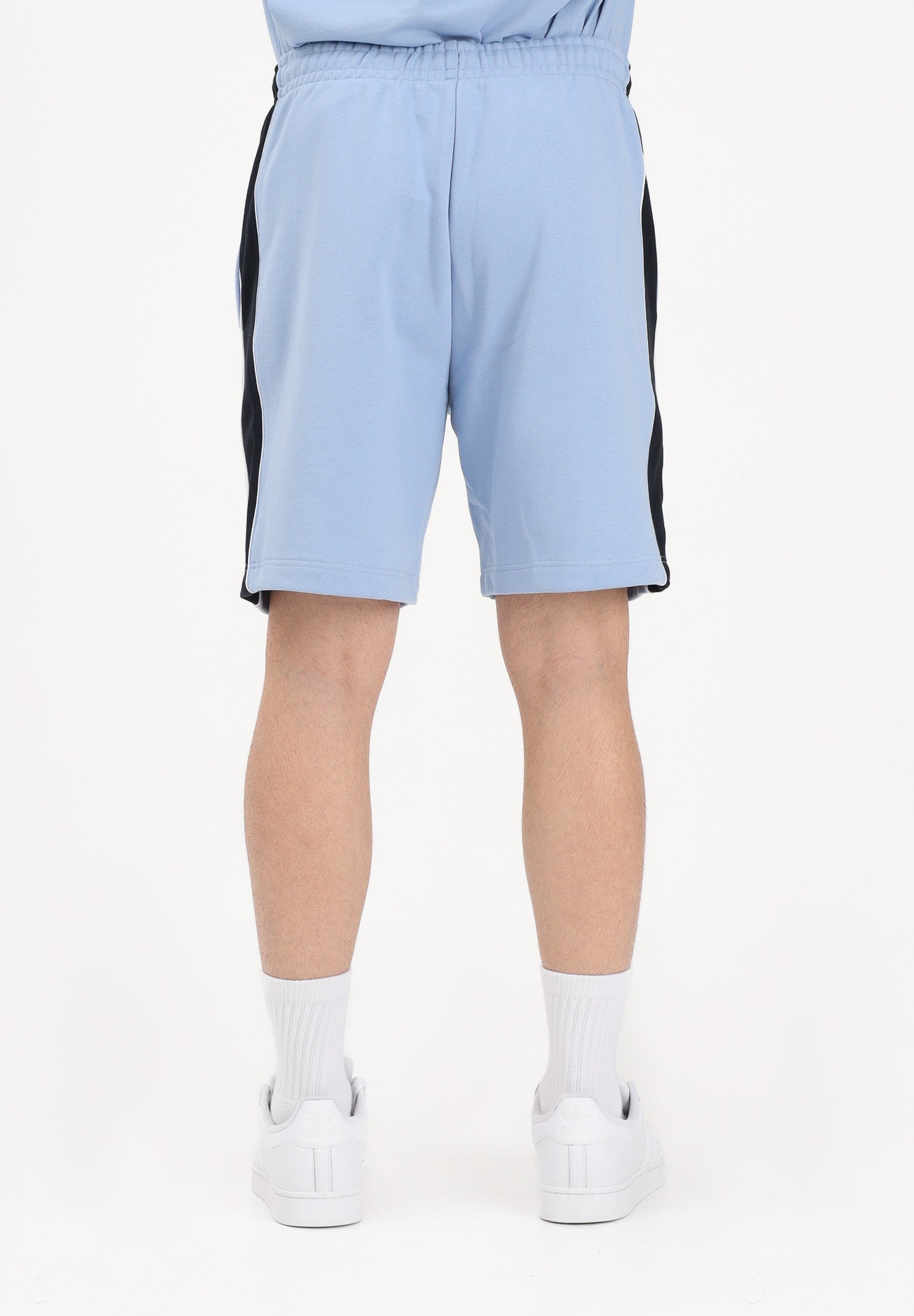 LACOSTE Shorts sportivo celeste da uomo con motivo color block GH0893 3PT LACOSTE 