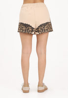 MARCELO BURLON COUNTY OF MILAN Shorts beige da donna con stampa 26ECM30168 SAAN MARCELO BURLON COUNTY OF MILAN 