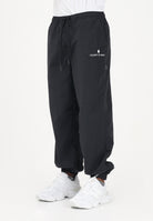 MARCELO BURLON COUNTY OF MILAN Pantalone sportivo nero da uomo con logo S6CMMAPA076 110 MARCELO BURLON COUNTY OF MILAN 