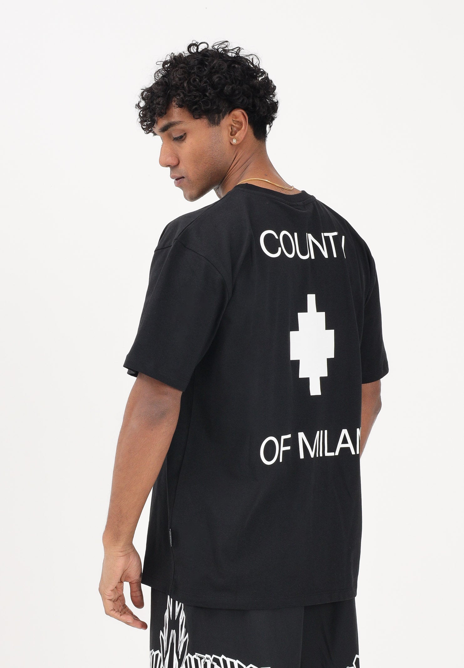 MARCELO BURLON COUNTY OF MILAN T-shirt a manica corta nera da uomo con stampa logo S6CMMATH096 110 MARCELO BURLON COUNTY OF MILAN 