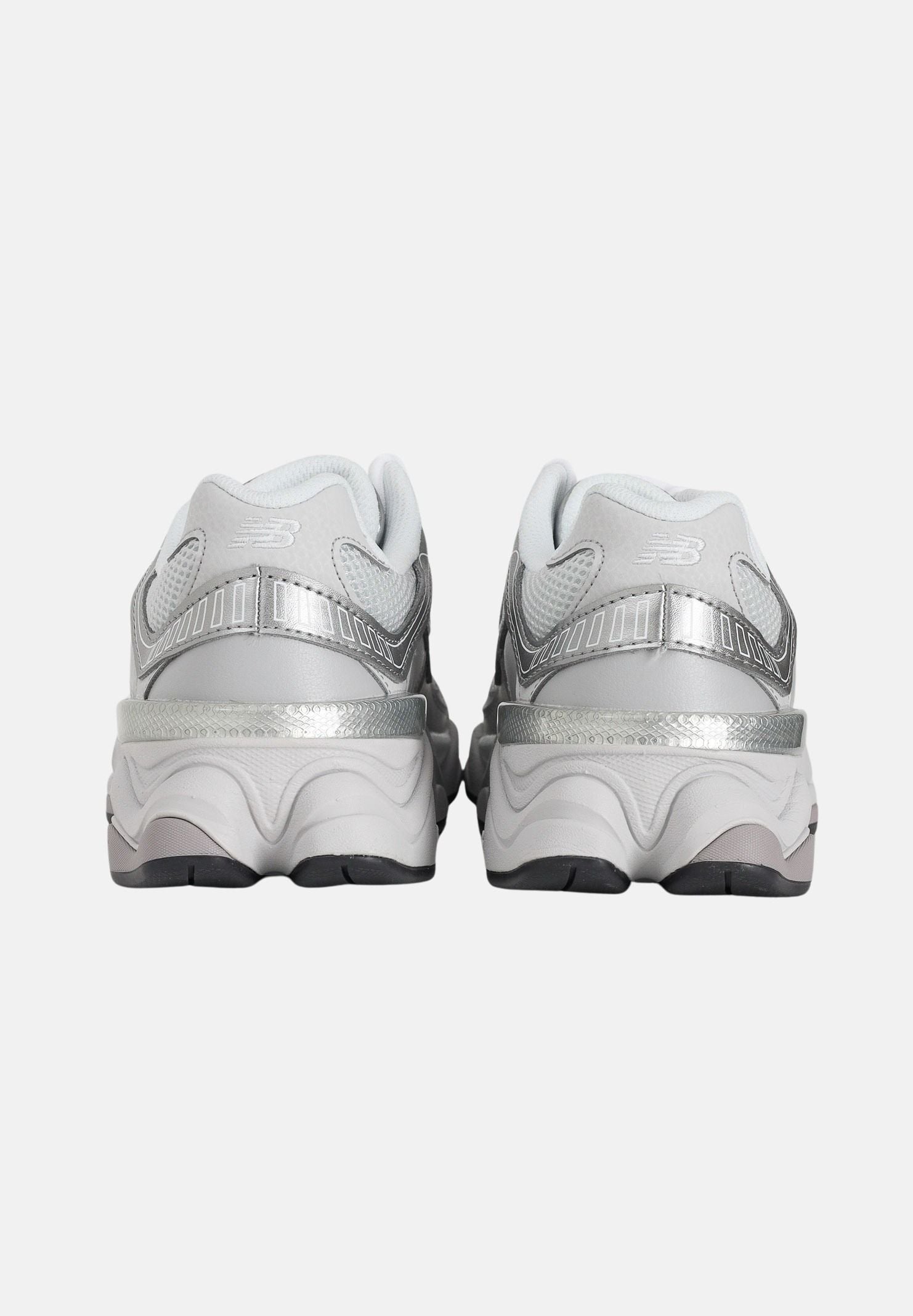 NEW BALANCE Sneakers 9060 Lace argento per uomo e donna G90602LB . NEW BALANCE 