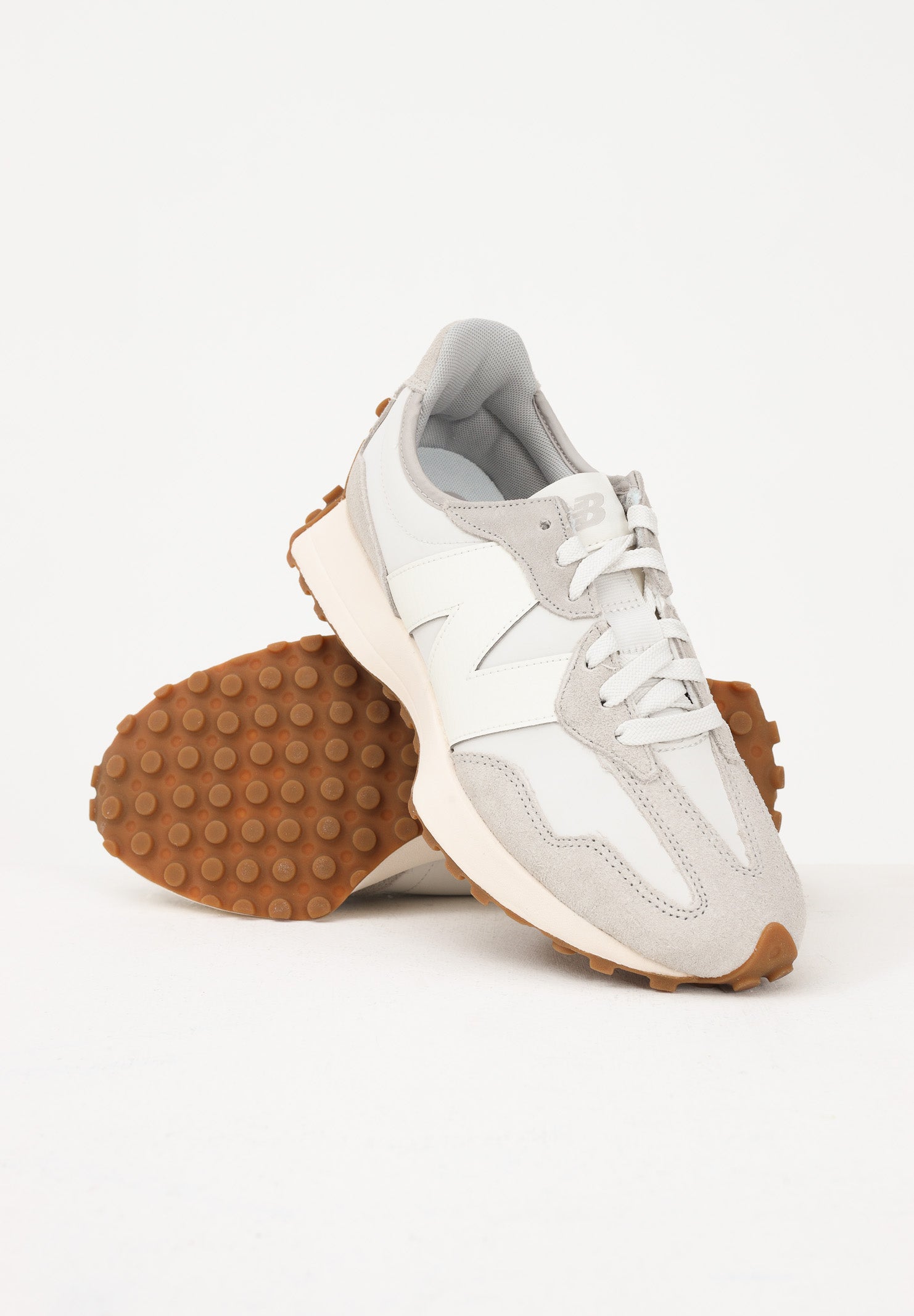 NEW BALANCE Sneakers 327 grigie da uomo MS327ASK . NEW BALANCE 