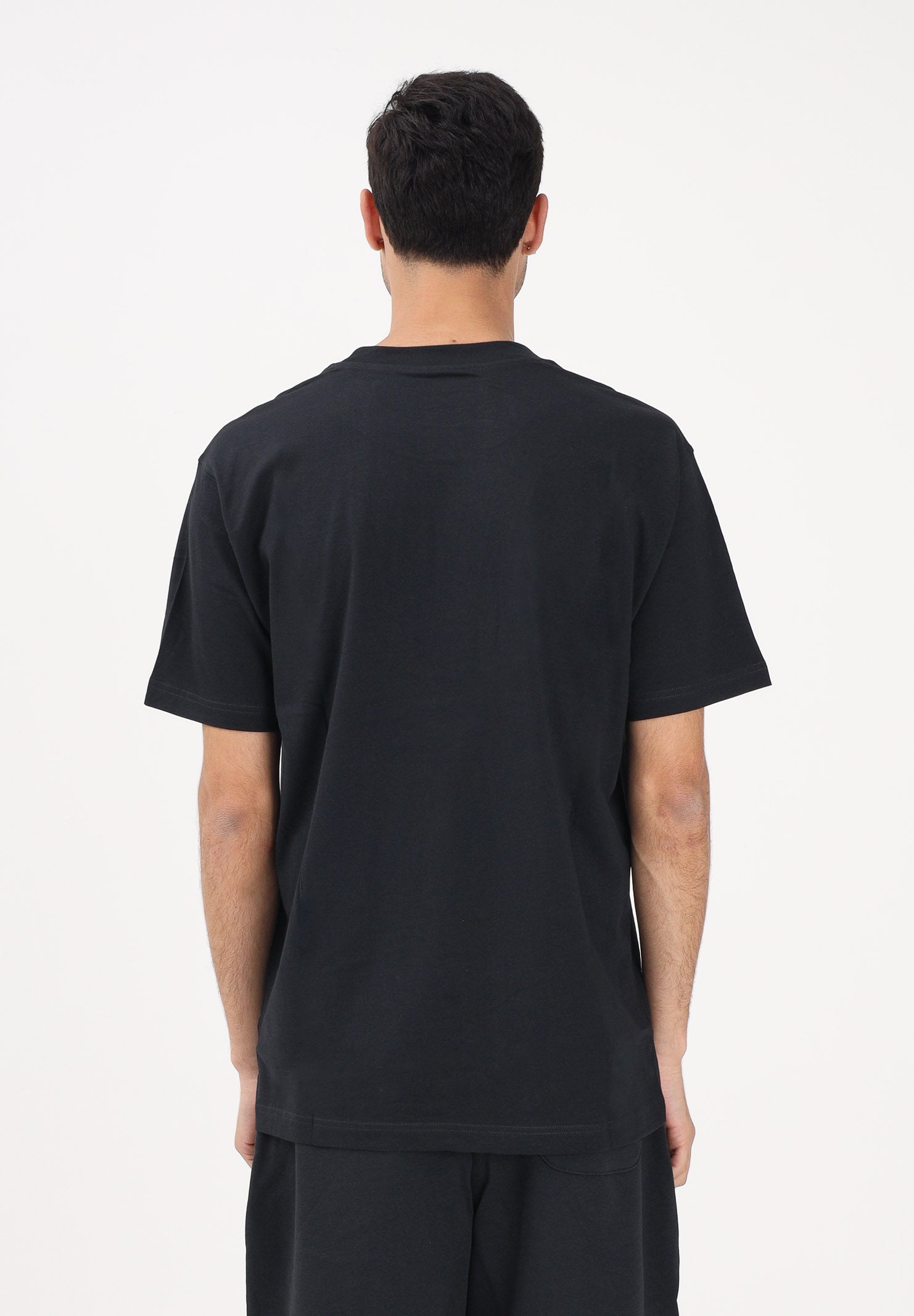 NEW BALANCE T-shirt a manica corta Sport Essentials nera per uomo e donna MT41509BK . NEW BALANCE 