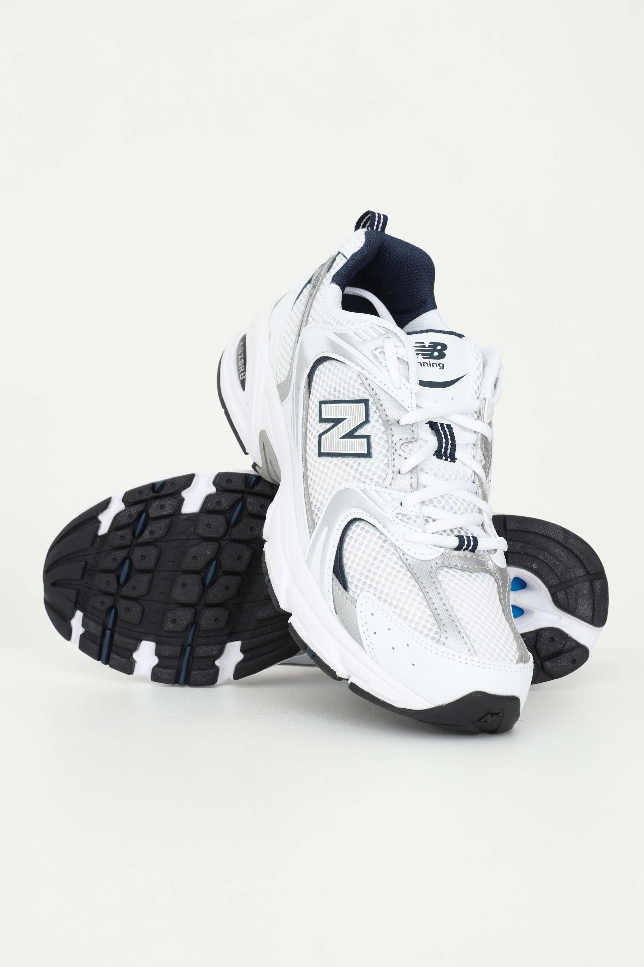 NEW BALANCE Sneakers bianche con dettagli a contrasto per uomo e donna modello 530 NBMR530SG . NEW BALANCE 