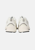 NEW BALANCE Sneakers 530 panna per uomo e donna U530CSB . NEW BALANCE 