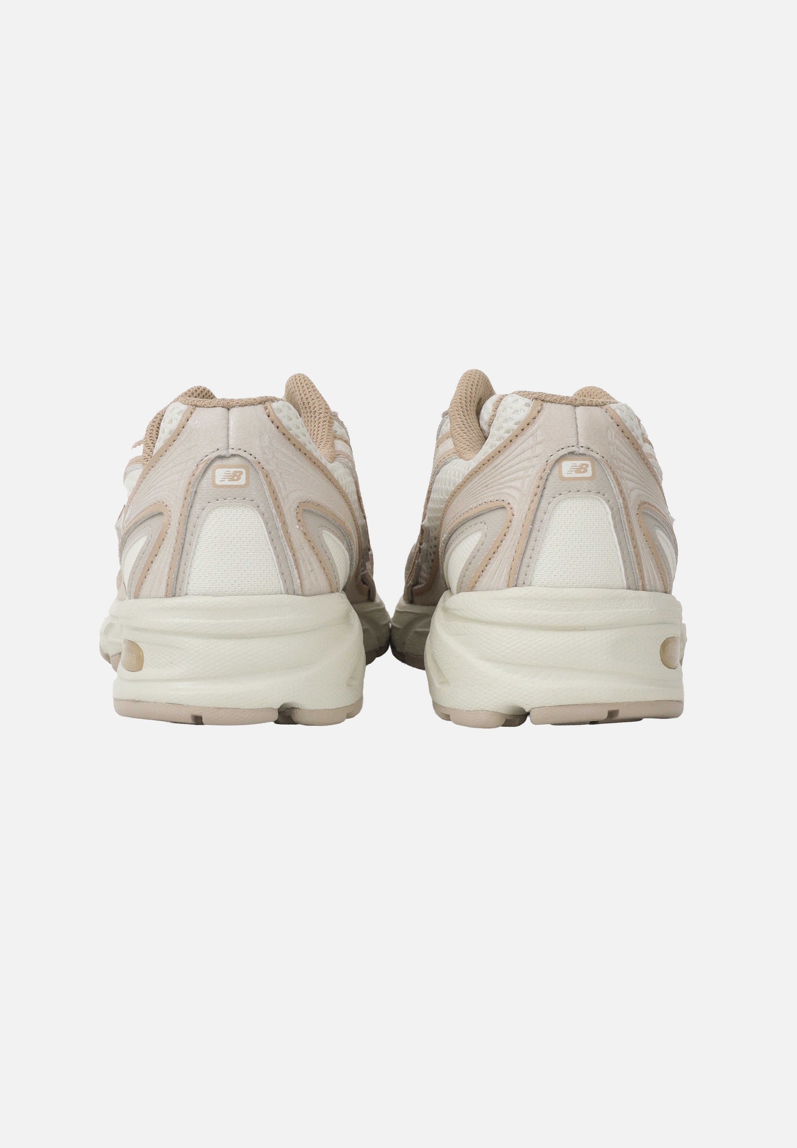 NEW BALANCE Sneakers 740 panna e beige da uomo U740IN2 . NEW BALANCE 
