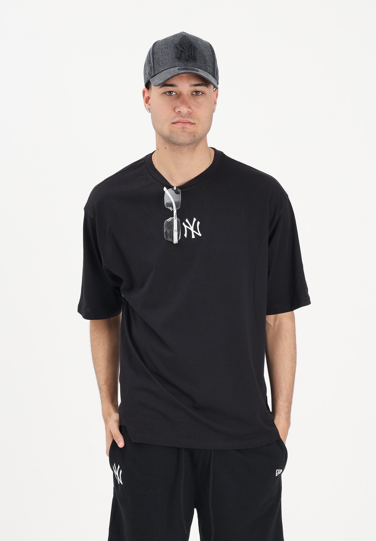 NEW ERA T-shirt a manica corta nera per uomo e donna con logo 60675746 . NEW ERA 