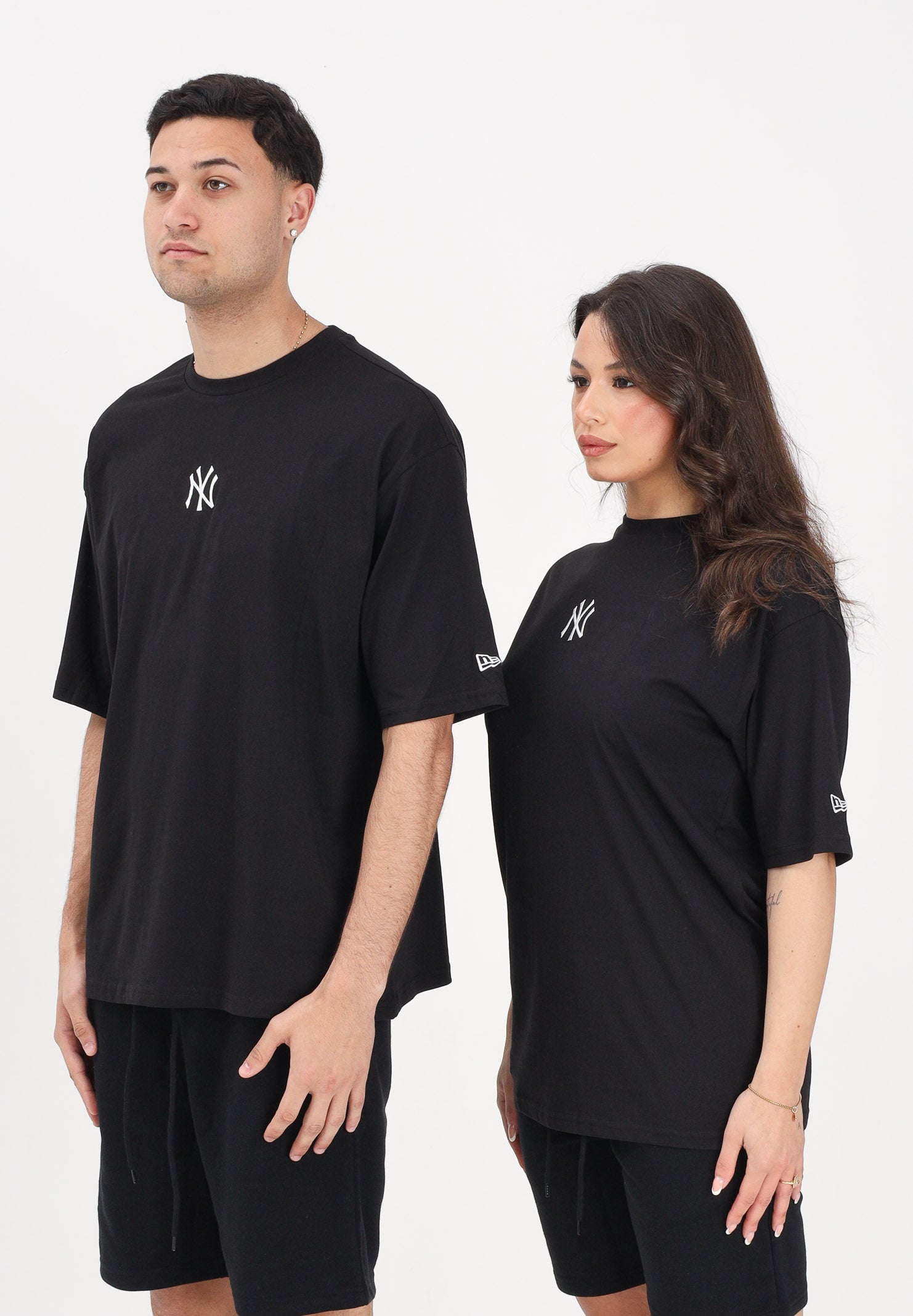 NEW ERA T-shirt a manica corta nera per uomo e donna con logo 60675746 . NEW ERA 