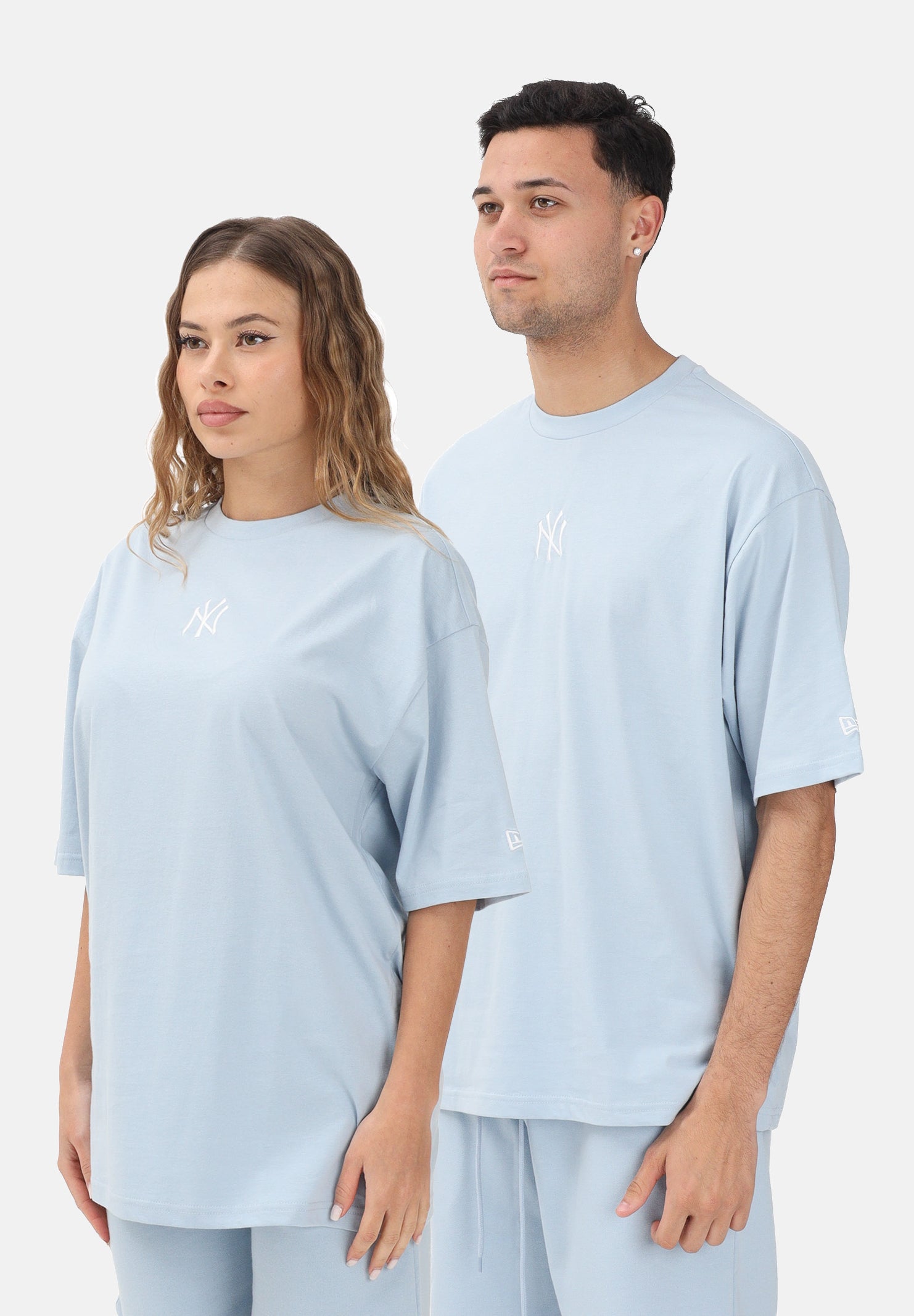 NEW ERA T-shirt a manica corta MLB League Essential Midi New York Yankees celeste per uomo e donna 60771500 . NEW ERA 