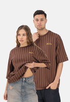 NEW ERA T-shirt a manica corta Oversized New Era Pinstripe marrone per uomo e donna 60771549 . NEW ERA 