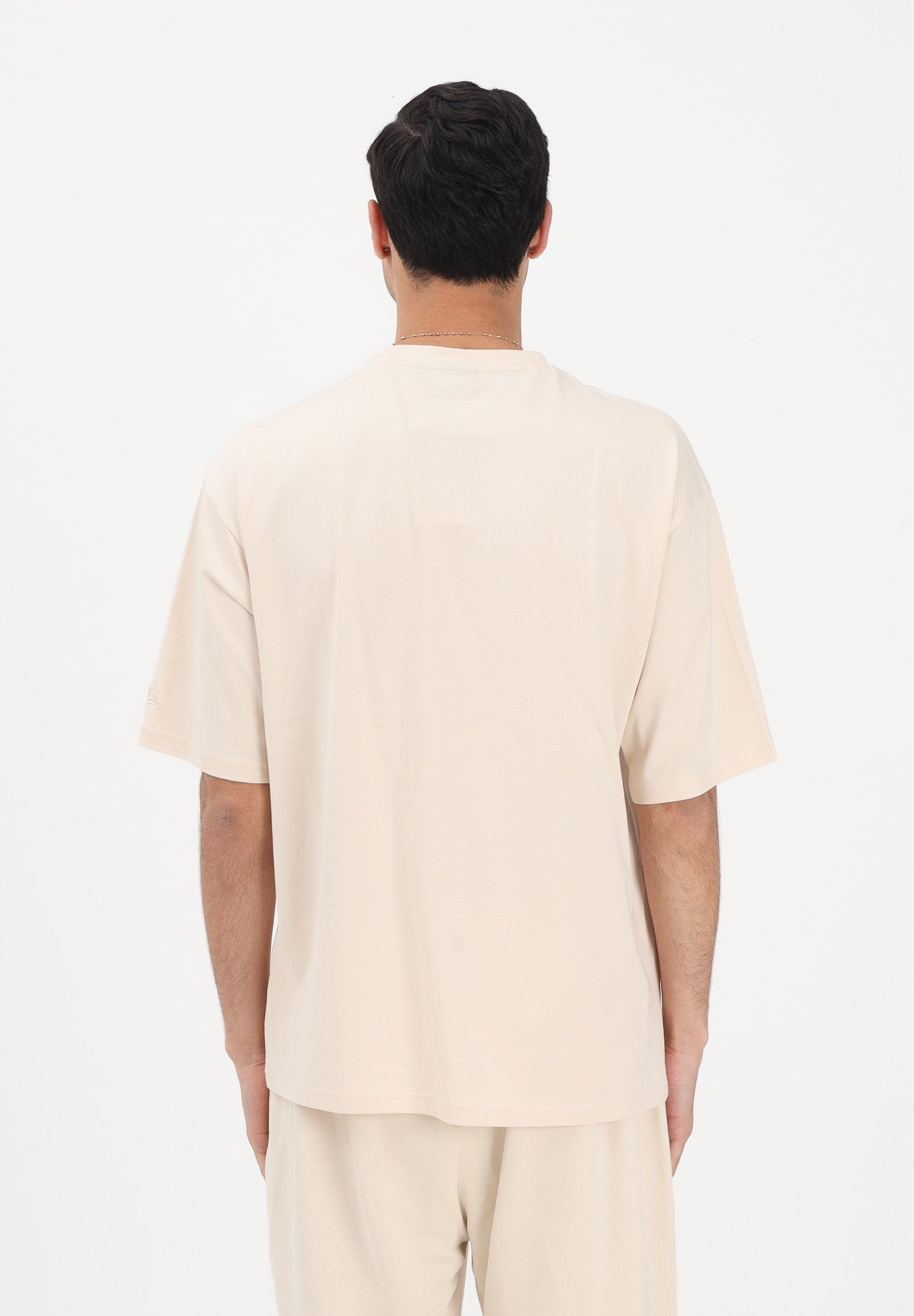 NEW ERA T-shirt a manica corta Oversized Chicago Bulls NBA Core Plus beige per uomo e donna 60856197 . NEW ERA 