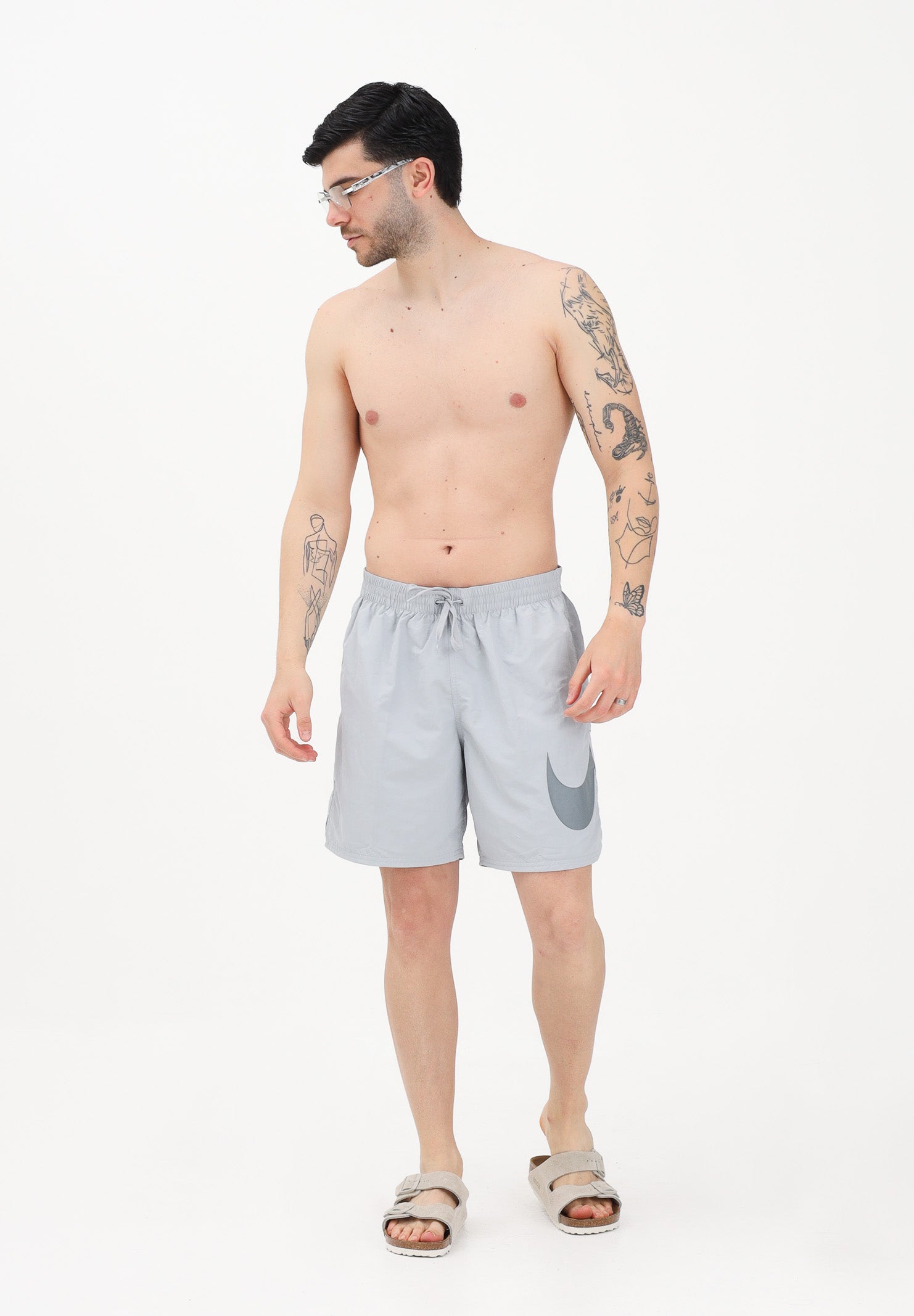 NIKE Shorts mare grigio da uomo con stampa NESSF508 051 NIKE 