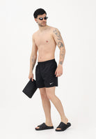 NIKE Shorts mare nero da uomo con logo NESSF560 001 NIKE 