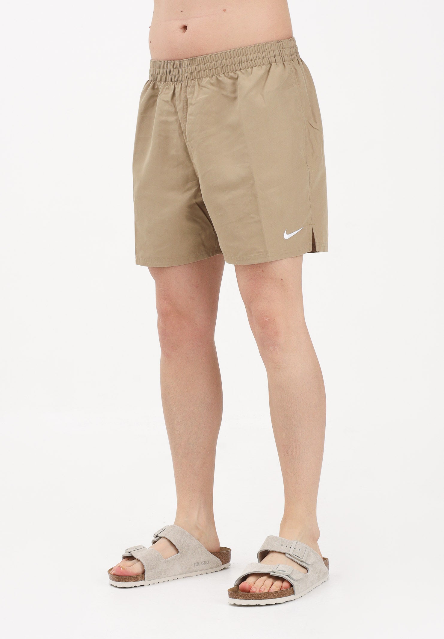 NIKE Shorts mare beige da uomo con logo NESSF560 241 NIKE 