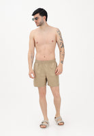 NIKE Shorts mare beige da uomo con logo NESSF560 241 NIKE 