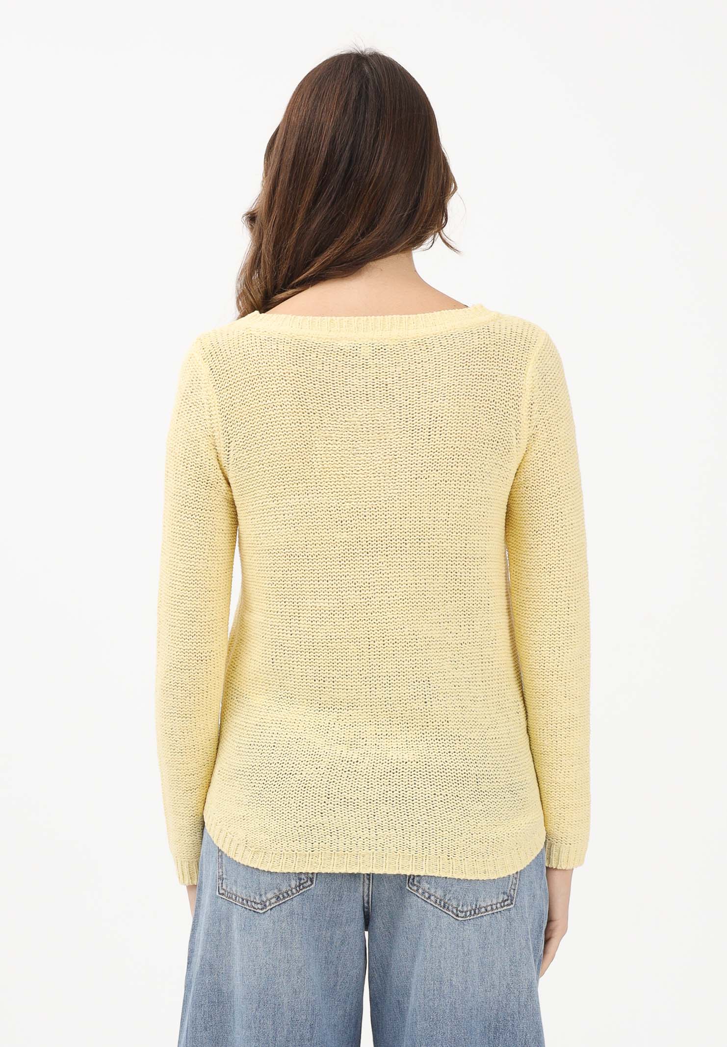 ONLY Maglioncino girocollo giallo da donna 15113356 SU ONLY 