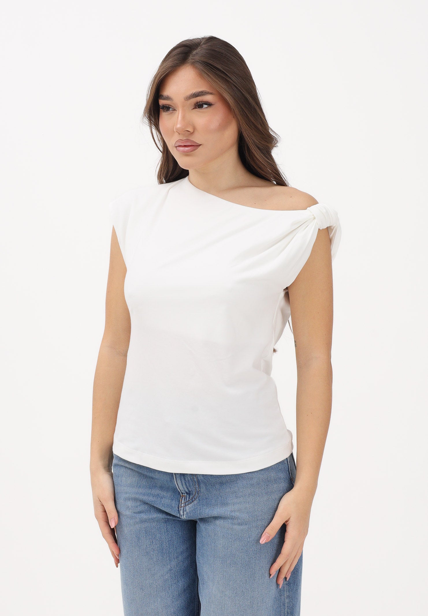 PINKO T-shirt bianca da donna caratterizzata da scollo asimmetrico monospalla 106373A35D Z05 PINKO 