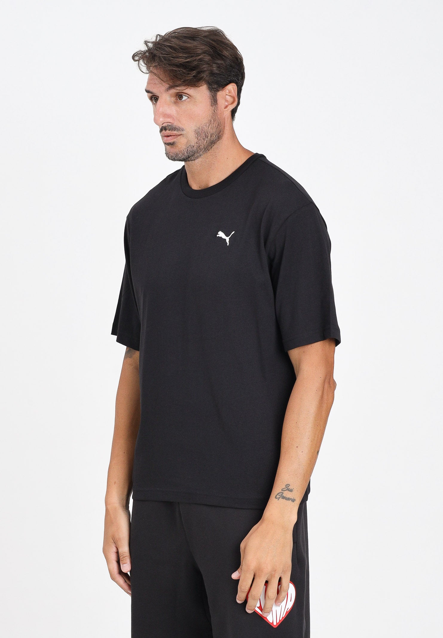 PUMA T-shirt a manica corta WARDROBE ESS nera da uomo 629645 01 PUMA 