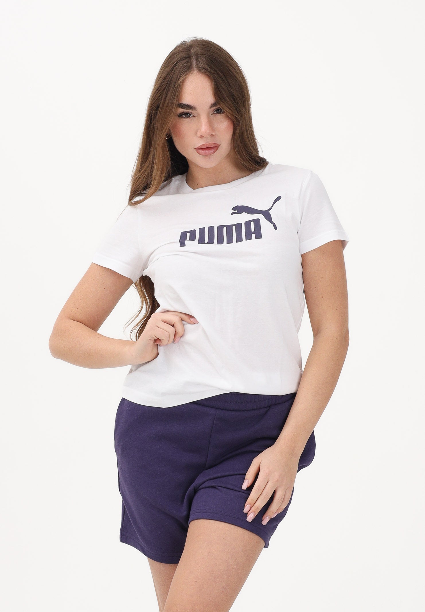 PUMA T-shirt a manica corta ESS N. 1 bianca da donna 682371 51 PUMA 