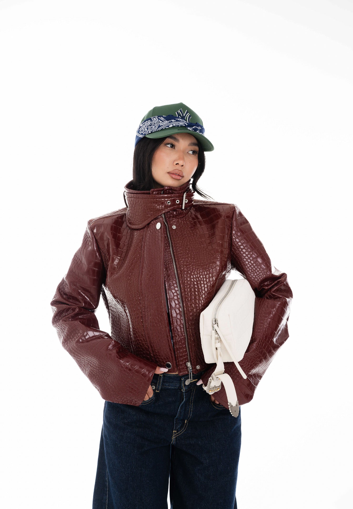 SPORTMAX Giubbotto corto SPXSULTANO bordeaux da donna in vernice con stampa alligatore 2612041081600 004 SPORTMAX 