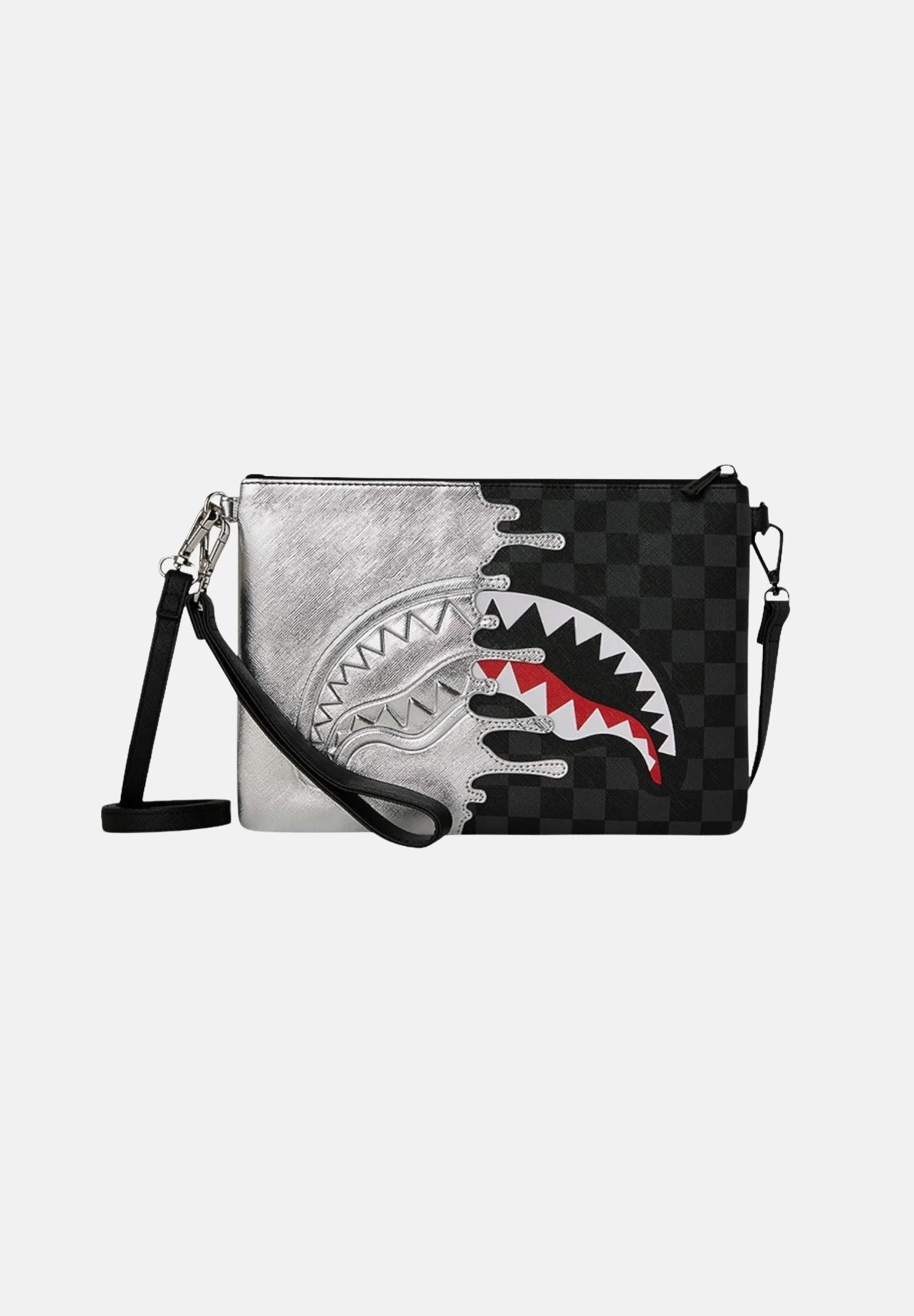 SPRAYGROUND Pochette Silver Side Drip Black Check Shark argento e nera per uomo e donna 910B8929NSZ . SPRAYGROUND 