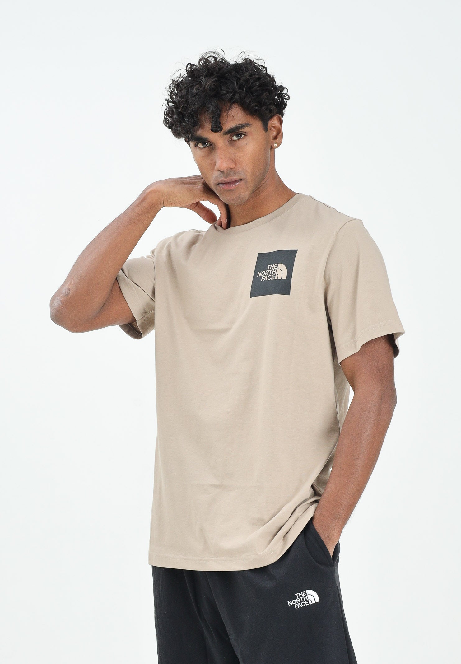 THE NORTH FACE T-shirt a manica corta Fine beige da uomo NF0A8A6MBOX1 . THE NORTH FACE 