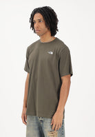 THE NORTH FACE T-shirt a manica corta Evolution Simple Dome Regular verde militare da uomo NF0A8CZ221L1 . THE NORTH FACE 