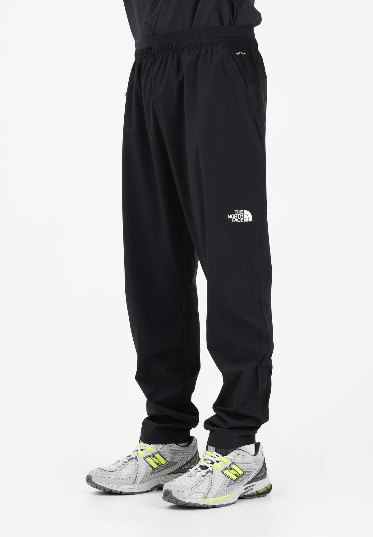 THE NORTH FACE Pantalone Mountain Athletics nero da uomo NF0A8G8FJK31 . THE NORTH FACE 
