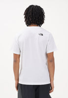 THE NORTH FACE T-shirt a manica corta Evolution Box Half Dome Regular bianca da uomo NF0A8G9CFN41 . THE NORTH FACE 