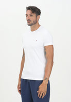TOMMY HILFIGER T-shirt a manica corta TH Flex bianca da uomo MW0MW27539YBR . TOMMY HILFIGER 