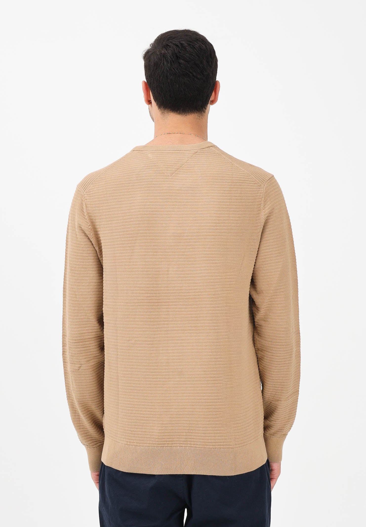 TOMMY HILFIGER Maglioncino girocollo beige da uomo caratterizzato da lavorazione a maglia tramata MW0MW41643 RBC TOMMY HILFIGER 