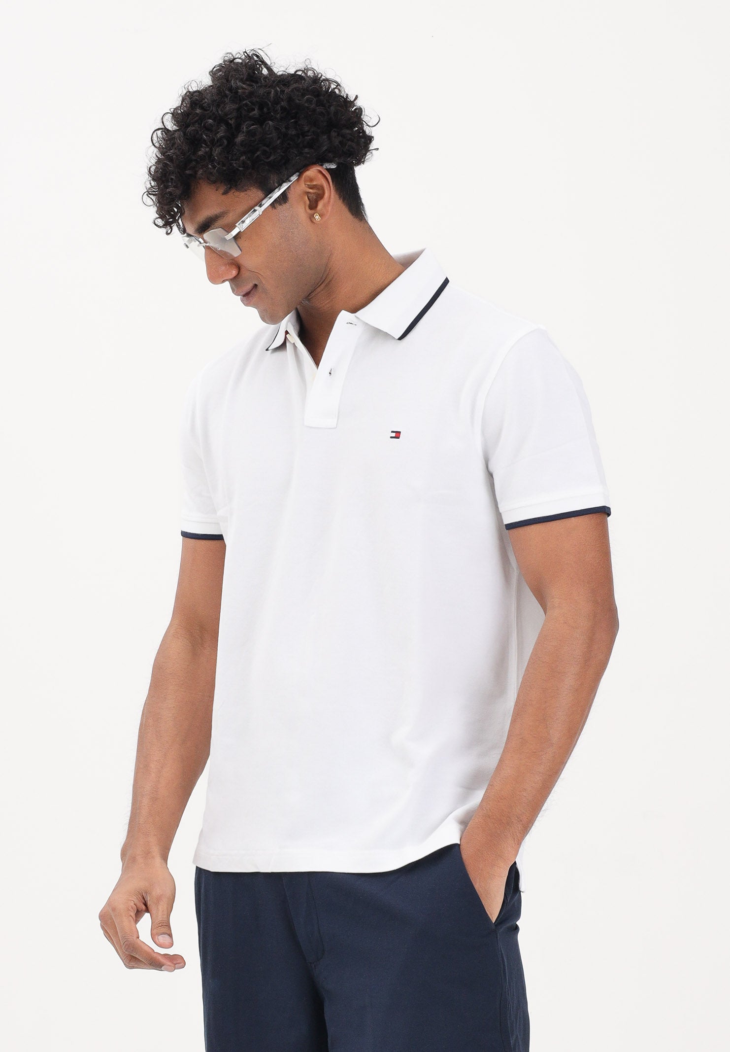 TOMMY HILFIGER Polo a manica corta bianca da uomo con logo MW0MW42748 YBR TOMMY HILFIGER 