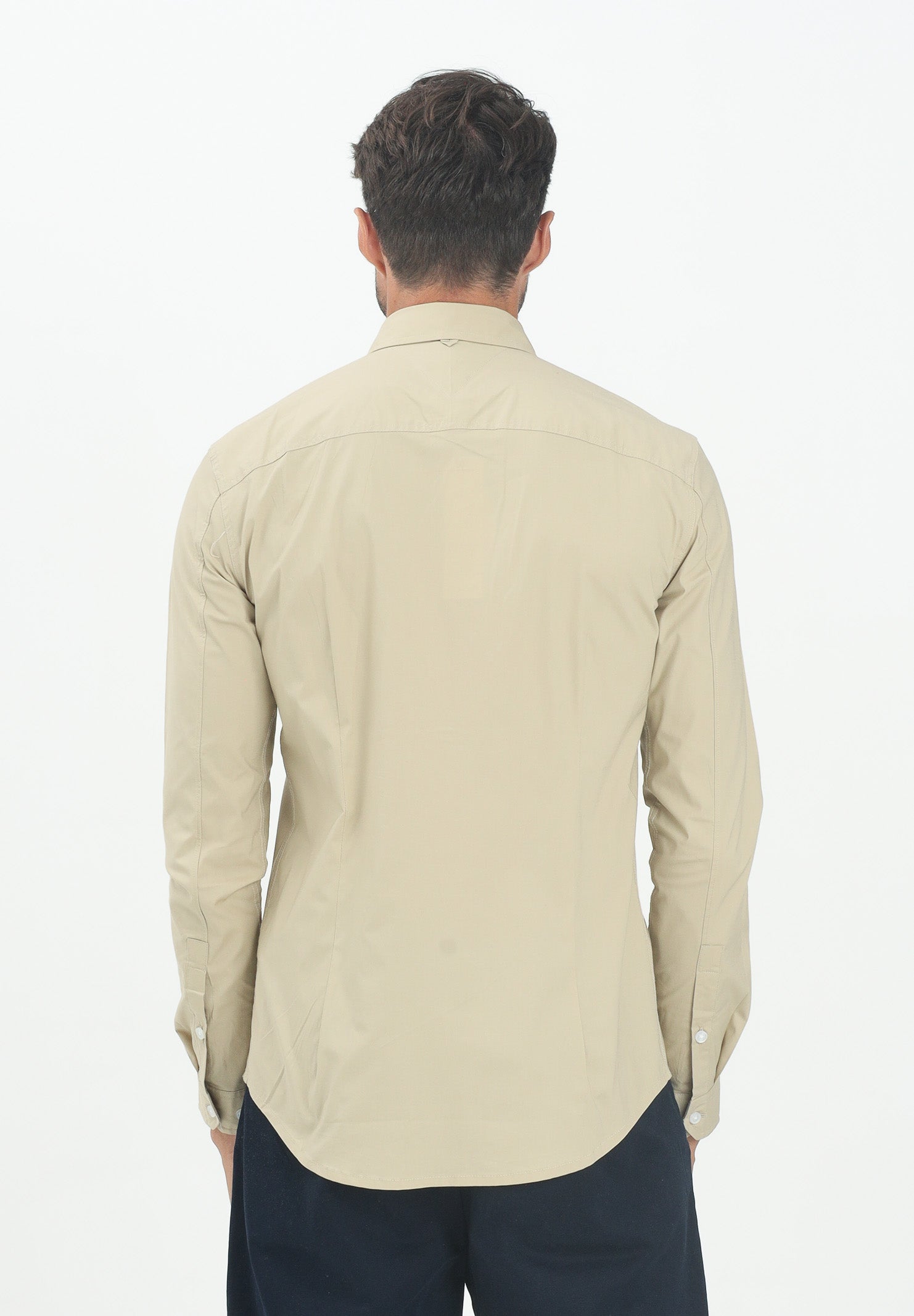 TOMMY JEANS Camicia a manica lunga beige da uomo DM0DM04405RBV . TOMMY JEANS 
