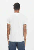 TOMMY JEANS T-shirt a manica corta bianca da uomo con logo DM0DM21780 YBL TOMMY JEANS 