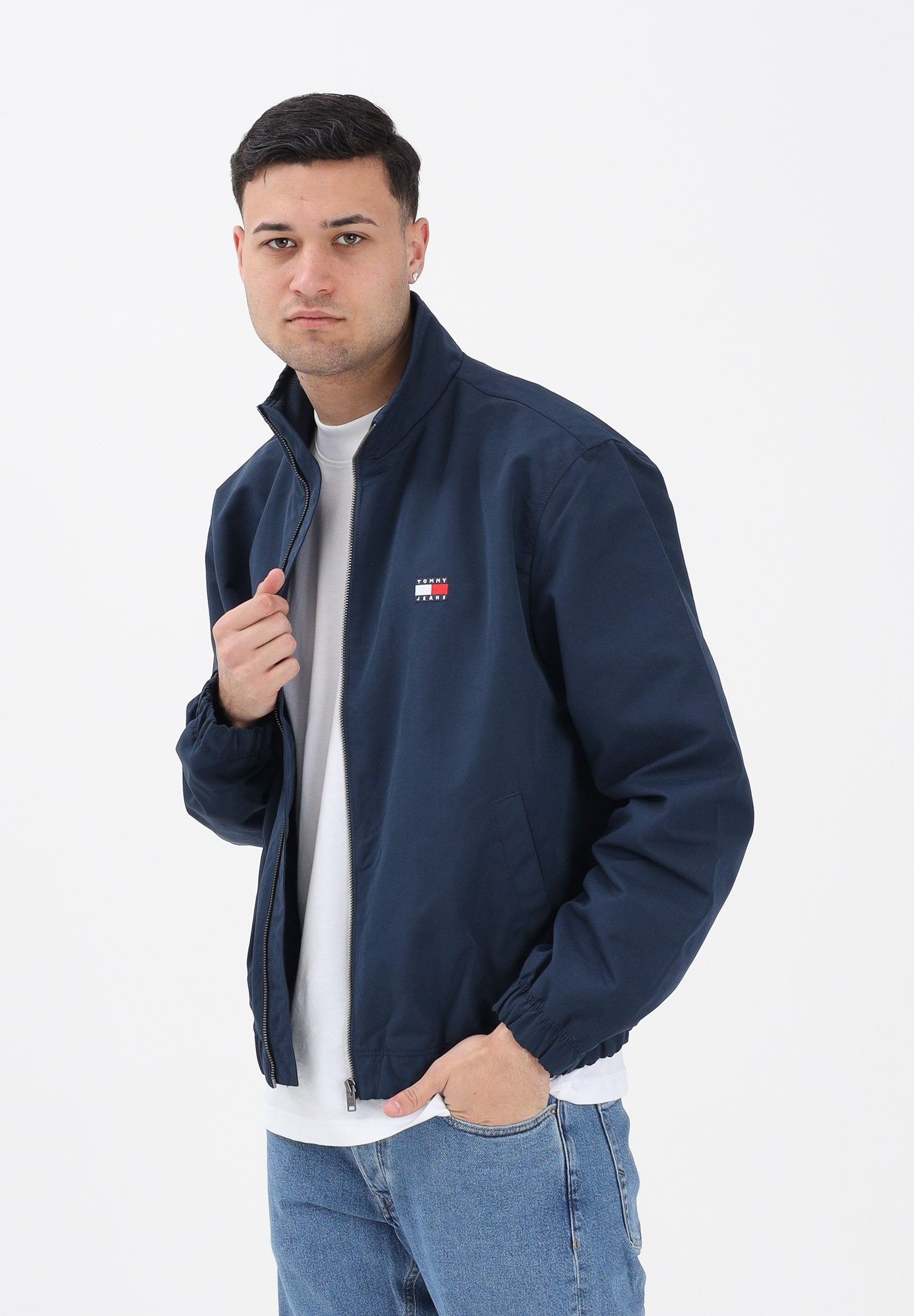 TOMMY JEANS Giacca a vento blu da uomo con logo DM0DM22720 C1G TOMMY JEANS 